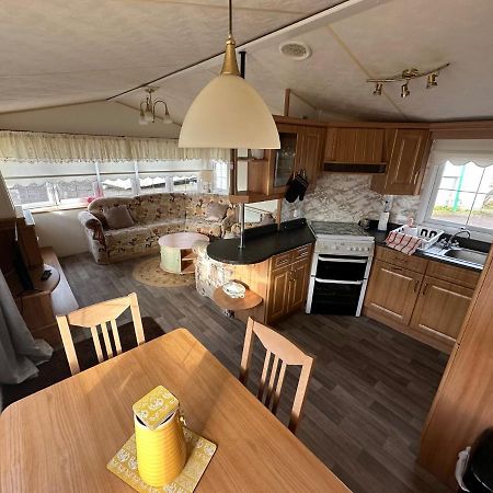 Willerby Granada 2-Bedroom Parkhome, Glasgow アッディンストン エクステリア 写真